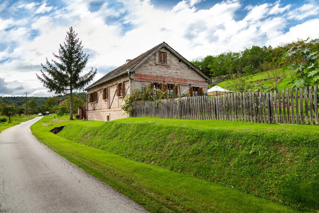 Country House "Stricev Grunt" Stara Kapela Casa de hóspedes Exterior foto